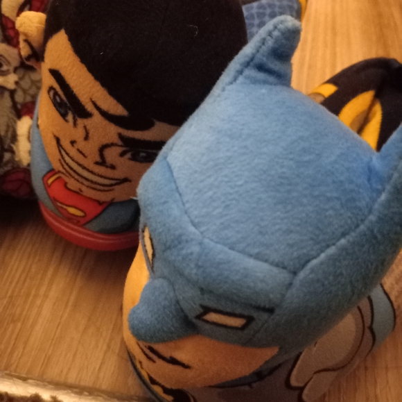 Slippers - Picture 4 of 4